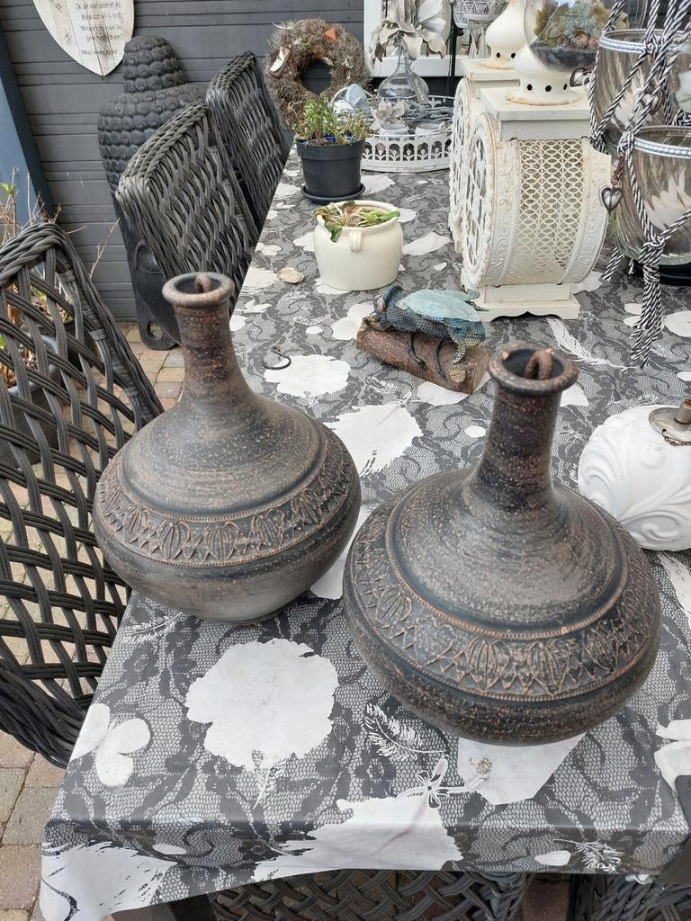 Set van 2 decoratieve vazen met reliëf, Ophalen of Verzenden