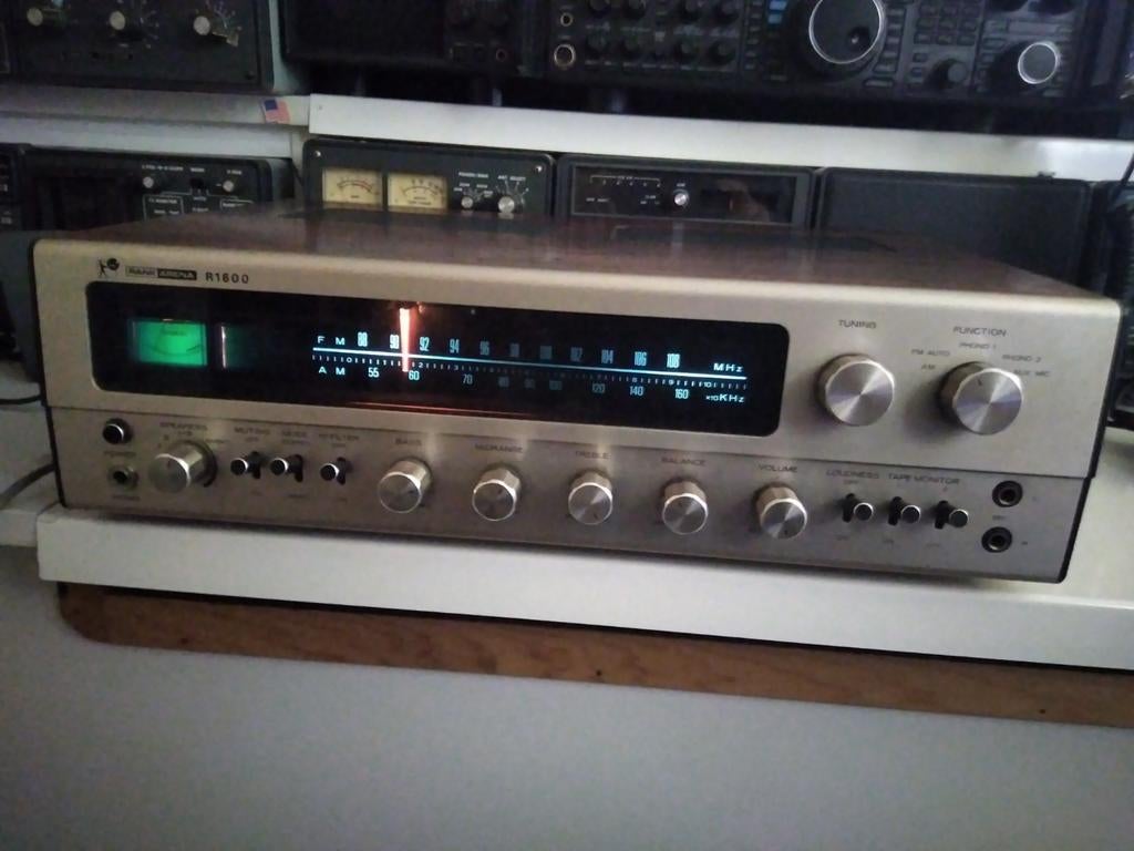 Tuner/Versterker Rank Arena R1600., Audio, Tv en Foto, Tuners, Gebruikt, Ophalen of Verzenden