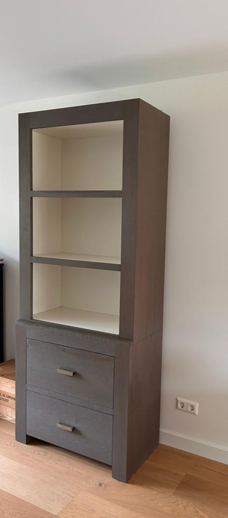 Troubadour grijze houten vakkenkast, Huis en Inrichting, Kasten | Boekenkasten, Ophalen, Met plank(en), Gebruikt, 200 cm of meer
