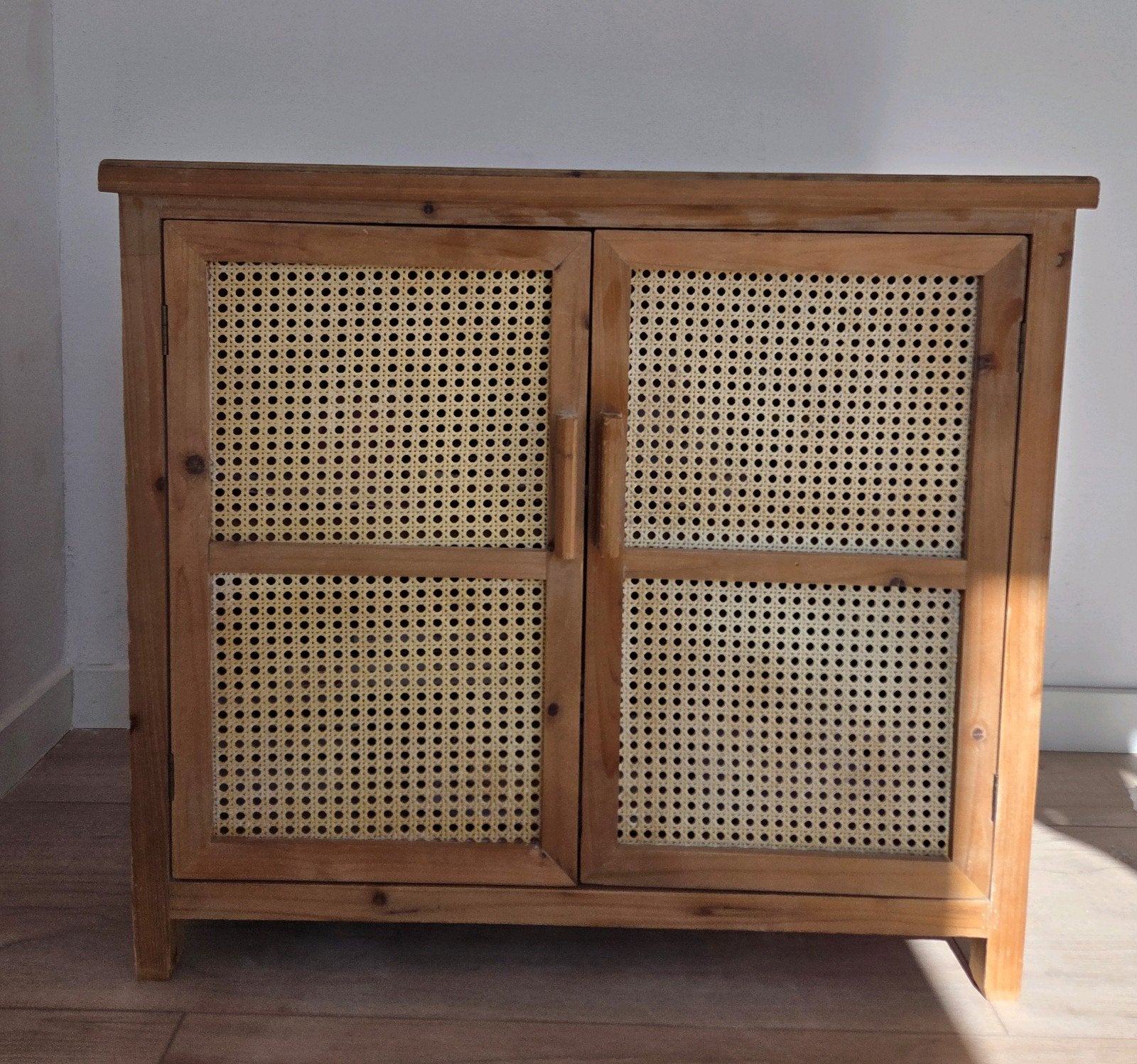 Webbing kast Bandung rotan, in goede staat, Ophalen, Gebruikt