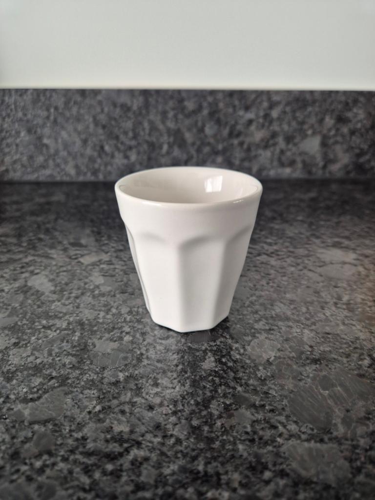 HEMA  - Ceramic Espresso Mokje wit, Ophalen of Verzenden, Porselein, Overige stijlen, Kop(pen) en/of Schotel(s)