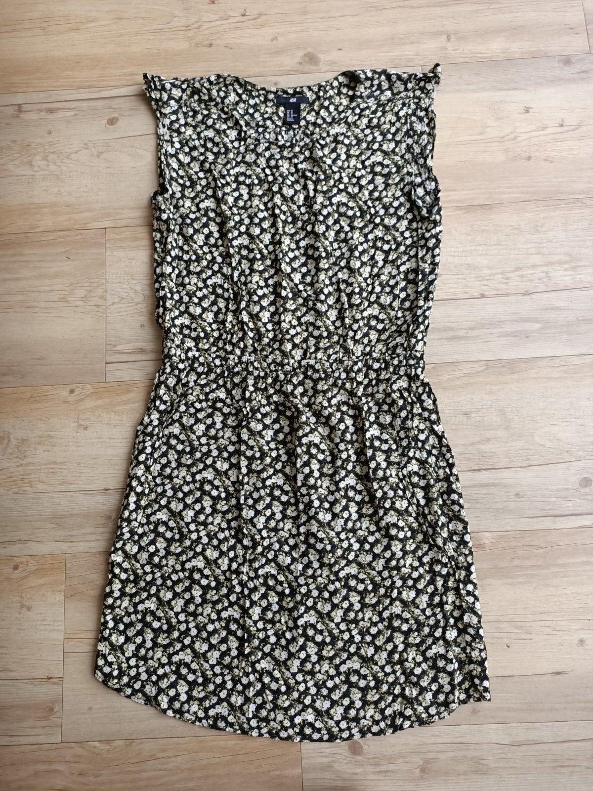 Zomerse H&M jurk met bloemenprint, maat M, Maat 38/40 (M), H&M, Ophalen of Verzenden, Zo goed als nieuw
