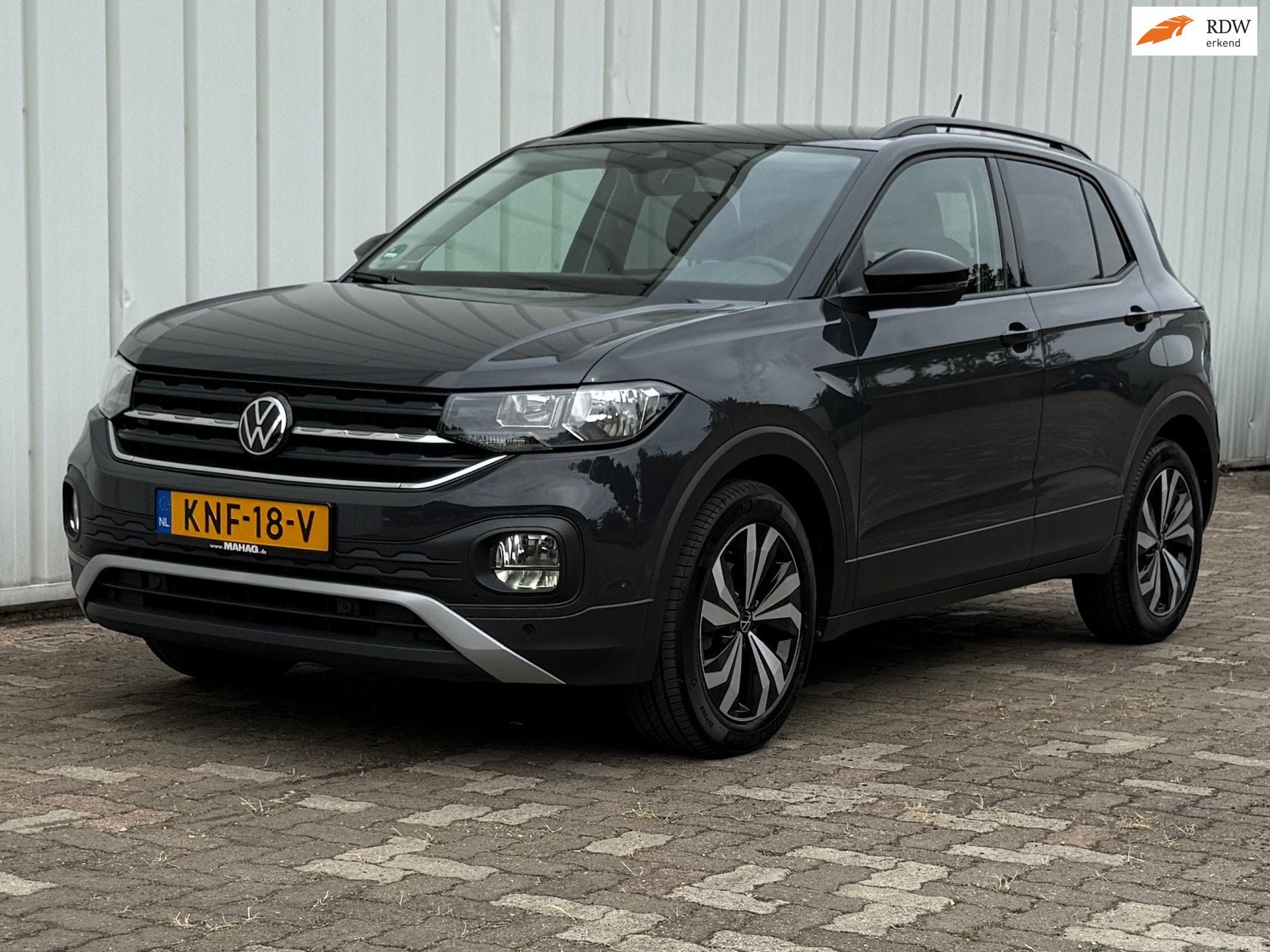 Volkswagen T-CROSS 1.5 TSI Life DSG Trekhaak ACC Camera Gara, Euro 6, 4 cilinders, 150 pk, Grijs