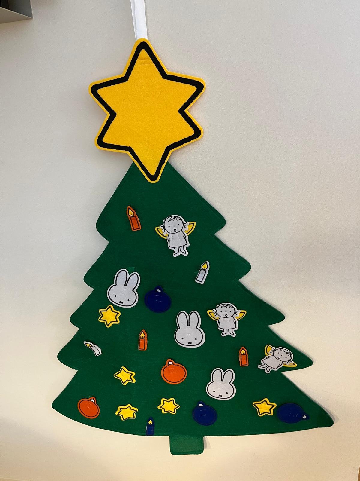 Nijntje vilten kerstboom met versieringen + originele doos, Ophalen of Verzenden, Zo goed als nieuw, Overige typen