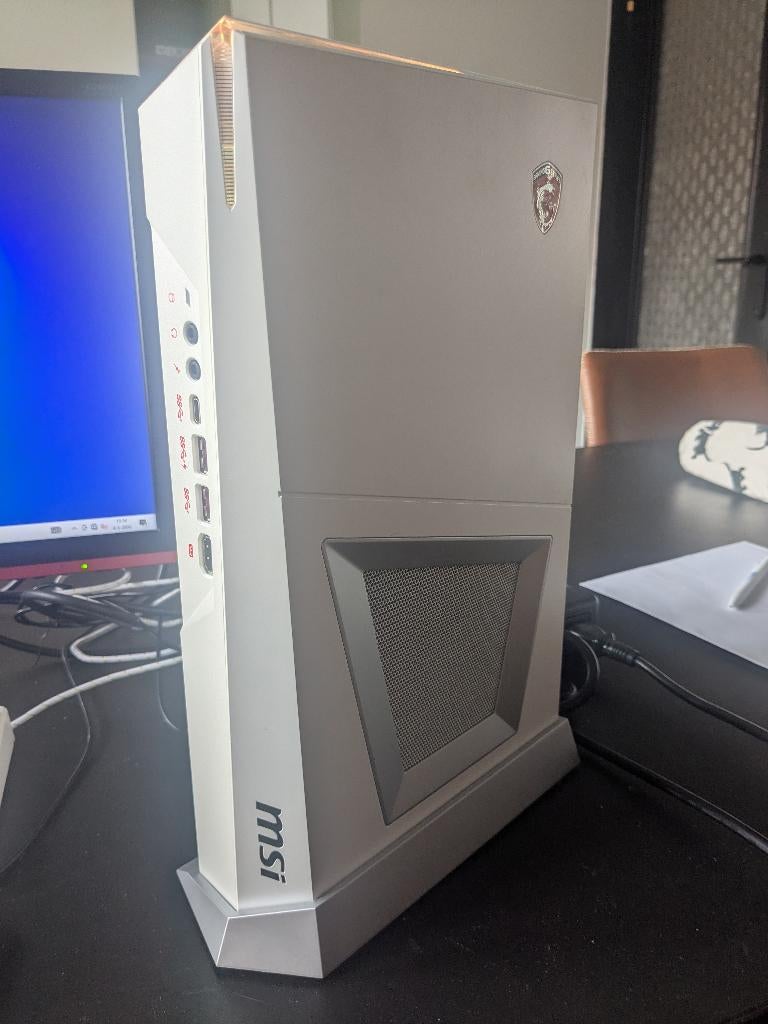 MSI Trident 3 Arctic compacte game pc incl randapparatuur, Computers en Software, Desktop Pc's, Virtual Reality, HDD, 1 TB, Intel Core i7