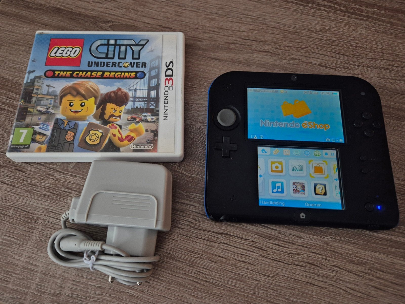 Nintendo 2DS + 1 Spel, Zwart, 2DS, Ophalen of Verzenden, Gebruikt