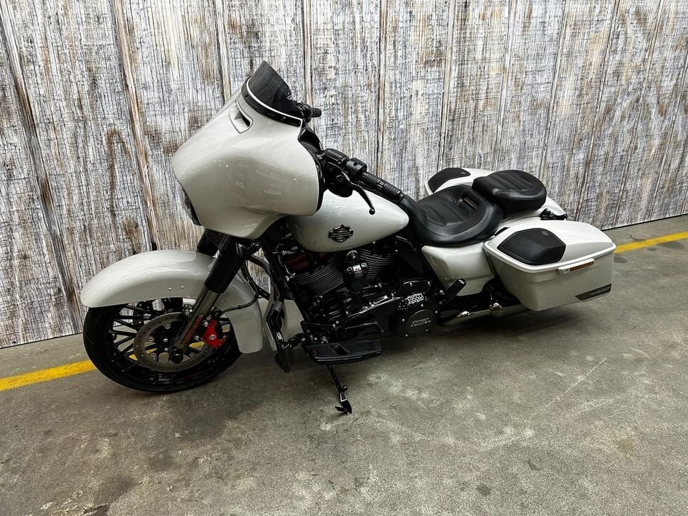 HARLEY-DAVIDSON STREET GLIDE CVO FLHXSE (bj 2020), 2 cilinders, HARLEY-DAVIDSON, Motorrijbewijs A, Bedrijf