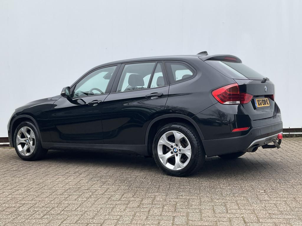 BMW X1 sDrive20d High Executive Leer Trekhaak Cruise Voll on, Euro 5, Achterwielaandrijving, 4 cilinders, Zwart