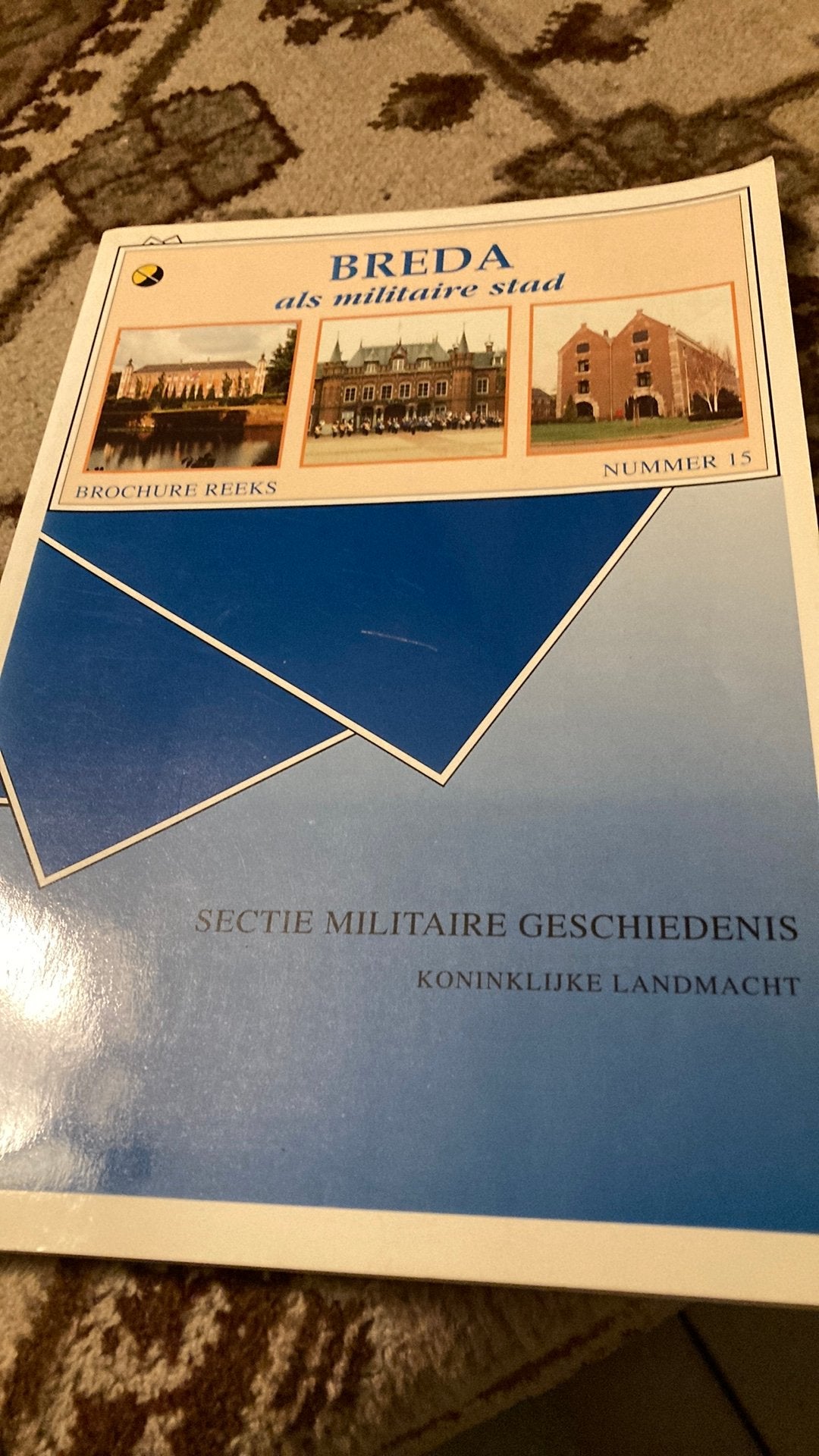 Breda als Militaire stad, Boeken, Oorlog en Militair, Ophalen of Verzenden, Zo goed als nieuw