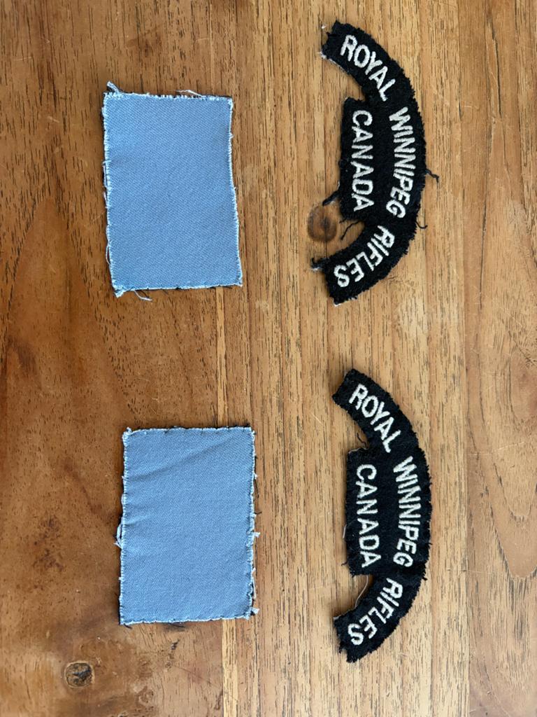 Repro setje Winnipeg Rifles Canada emblemen, Ophalen of Verzenden, Landmacht, Overige gebieden, Embleem of Badge