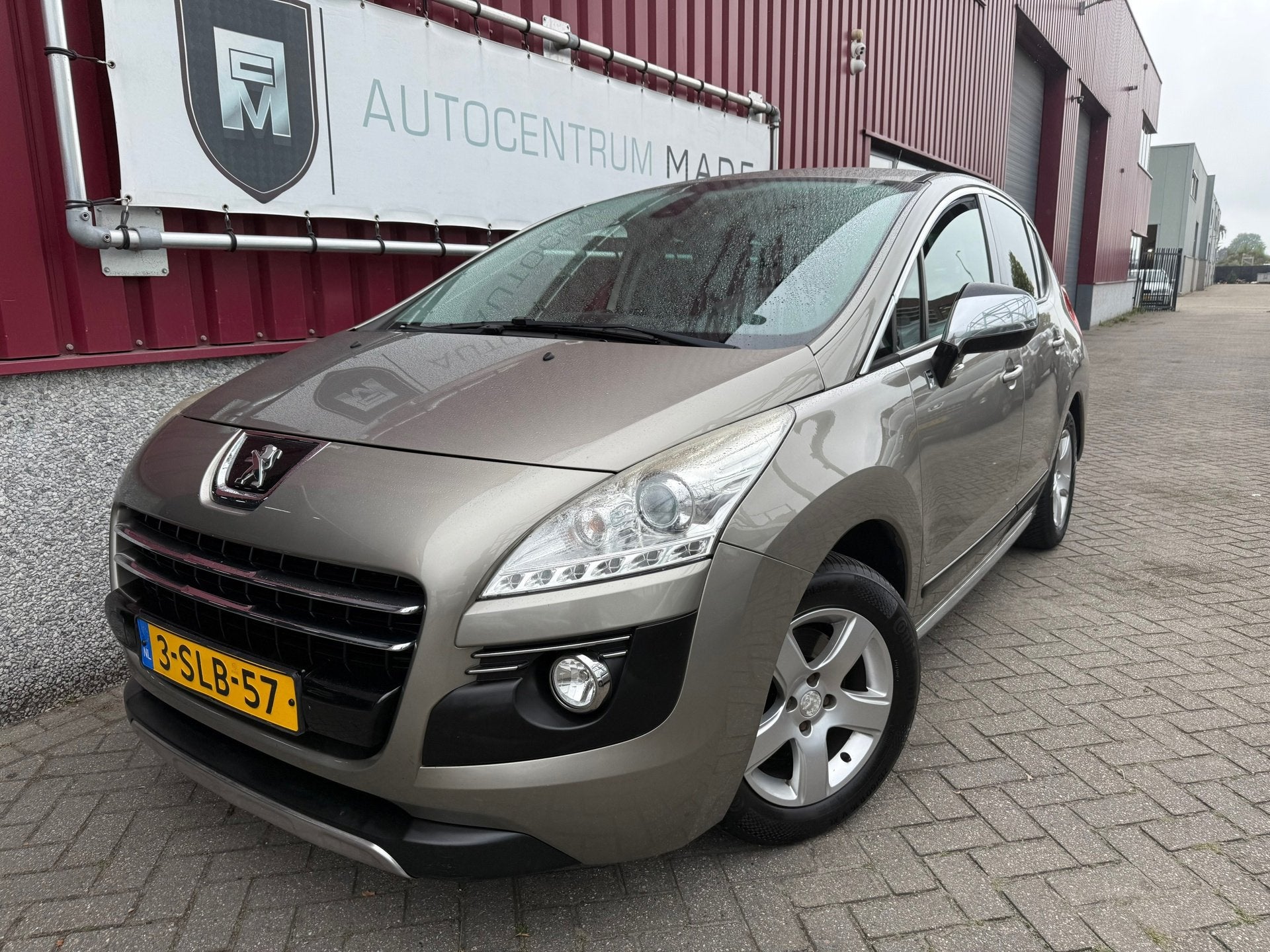 Peugeot 3008 2.0 HDiF HYbrid4 Blue Lease // PDC // Clima //, Auto's, Automaat, Euro 5, Stof, Gebruikt