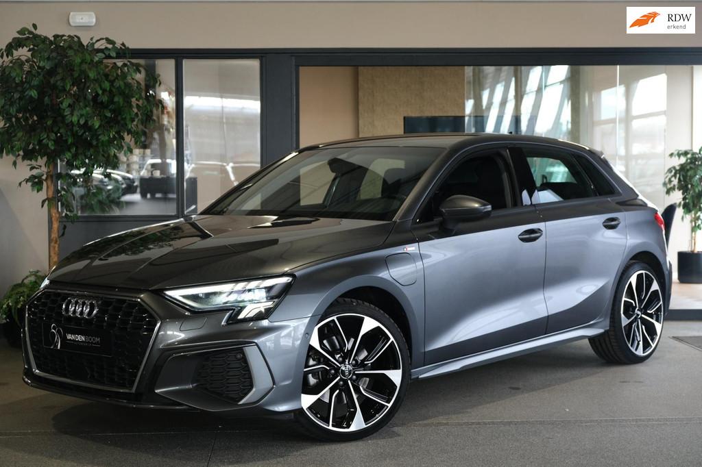 Audi A3 Sportback 40 TFSI e 204 PK S-Line Leder Navi Virtual, Auto's, Gebruikt, Zwart, 4 cilinders, 71 km/l
