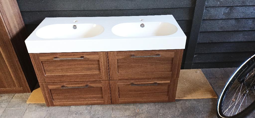 Ikea badkamer meubel set, Huis en Inrichting, Badkamer | Badkamermeubels, Ophalen, Gebruikt, 100 tot 150 cm, Minder dan 100 cm