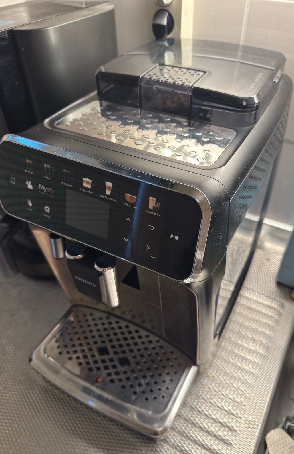 Philips 5400 LatteGo volautomatische espressomachine, Ophalen, Afneembaar waterreservoir, Espresso apparaat, Koffiebonen