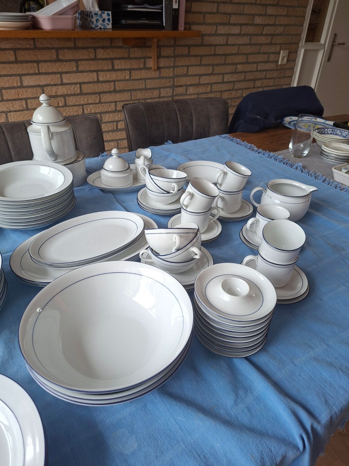 Uitgebreid servies van Hema en Blokker, Ophalen, Gebruikt, Keramiek, Effen