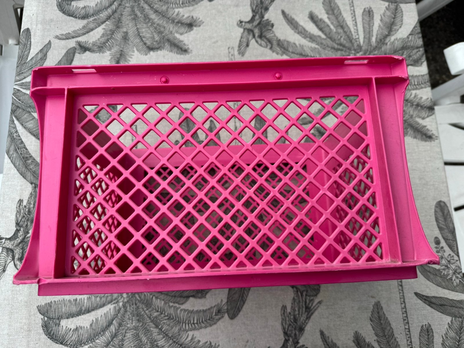 Leuke roze fietskrat 10 euro, Fietsen en Brommers, Ophalen, Zo goed als nieuw, Fietskrat