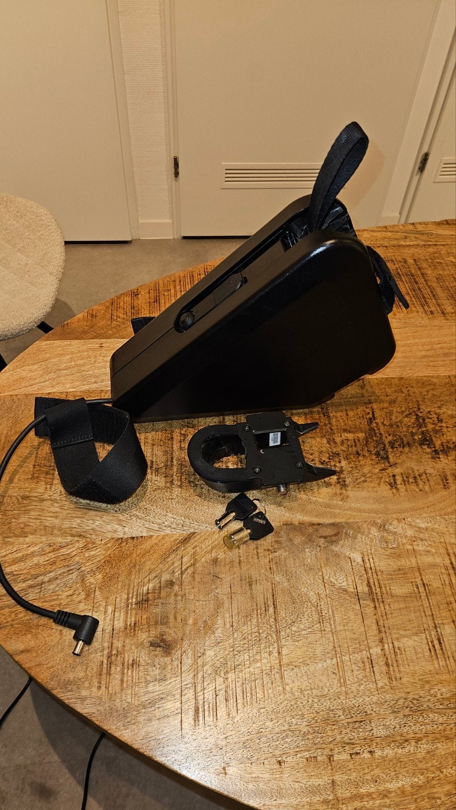 Vanmoof Powerbank S3/X3, Zo goed als nieuw