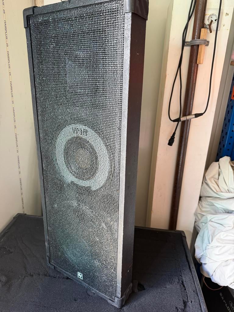 EV Deltamax (6 stuks) subwoofers en 2x ev toppen, Gebruikt, 120 watt of meer, Front, Rear of Stereo speakers, Ophalen