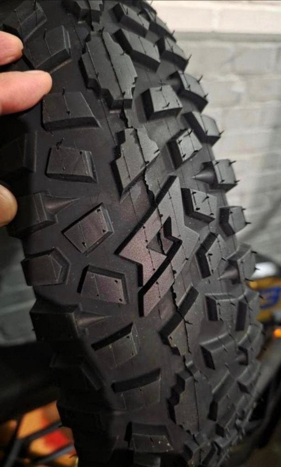 Super73 GRZLY tire 20x5, Fietsen en Brommers, Fietsonderdelen, Ophalen of Verzenden, Nieuw