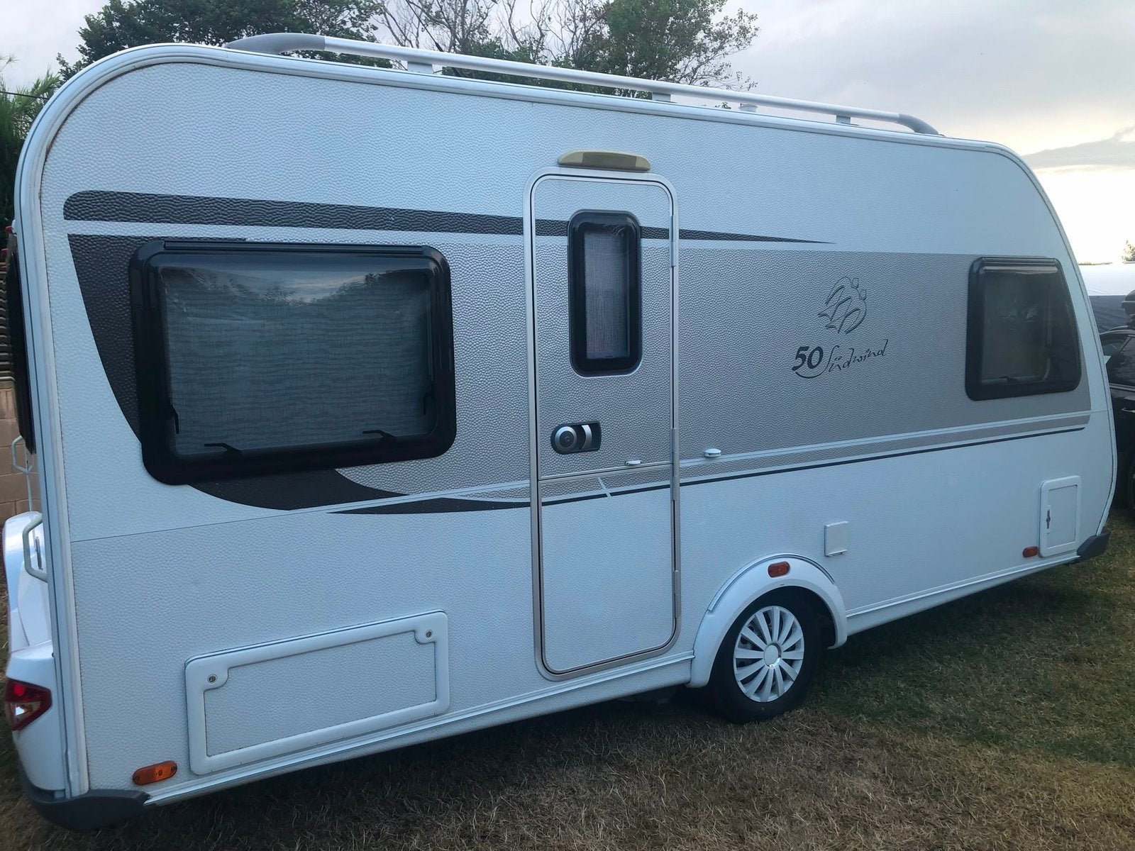 Knaus Südwind 450 FU 50 years edition (Spanje vanaf Sept.Ned, Vast bed, Rondzit, Mover, Particulier