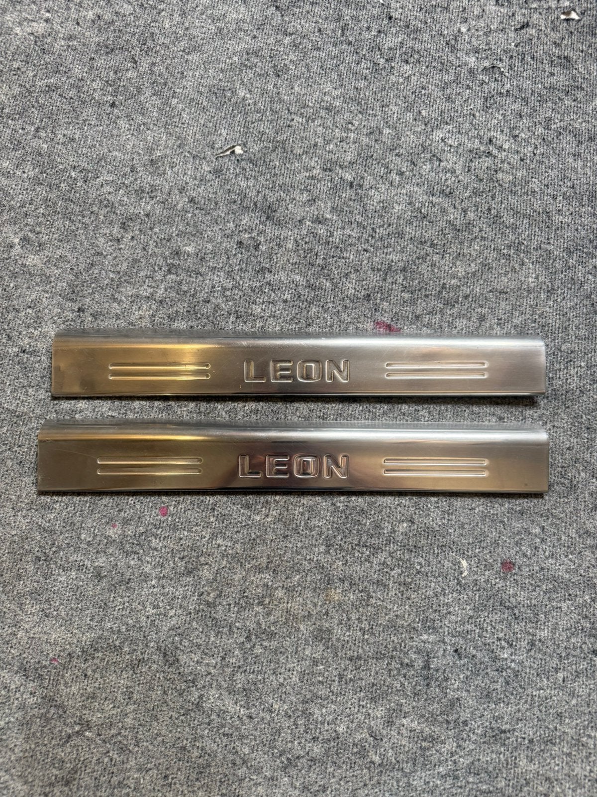 Seat Leon 1P / 1P1 RVS instaplijsten dorpellijsten – 2 stuks, Ophalen of Verzenden, Gebruikt