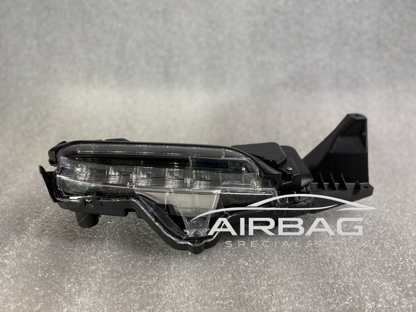 Toyota Yaris Cross 2020+ Dagrijverlichting Rechts Right 8143, Gebruikt, -, -, Ophalen of Verzenden