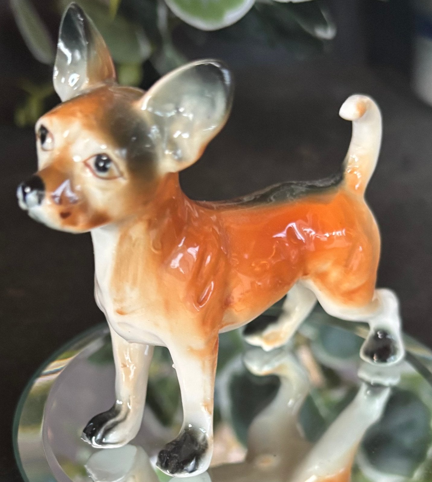 Jaren ‘60-‘70 vintage Chihuahua hondenbeeldje ig staat., Verzamelen, Ophalen of Verzenden, Zo goed als nieuw, Dier