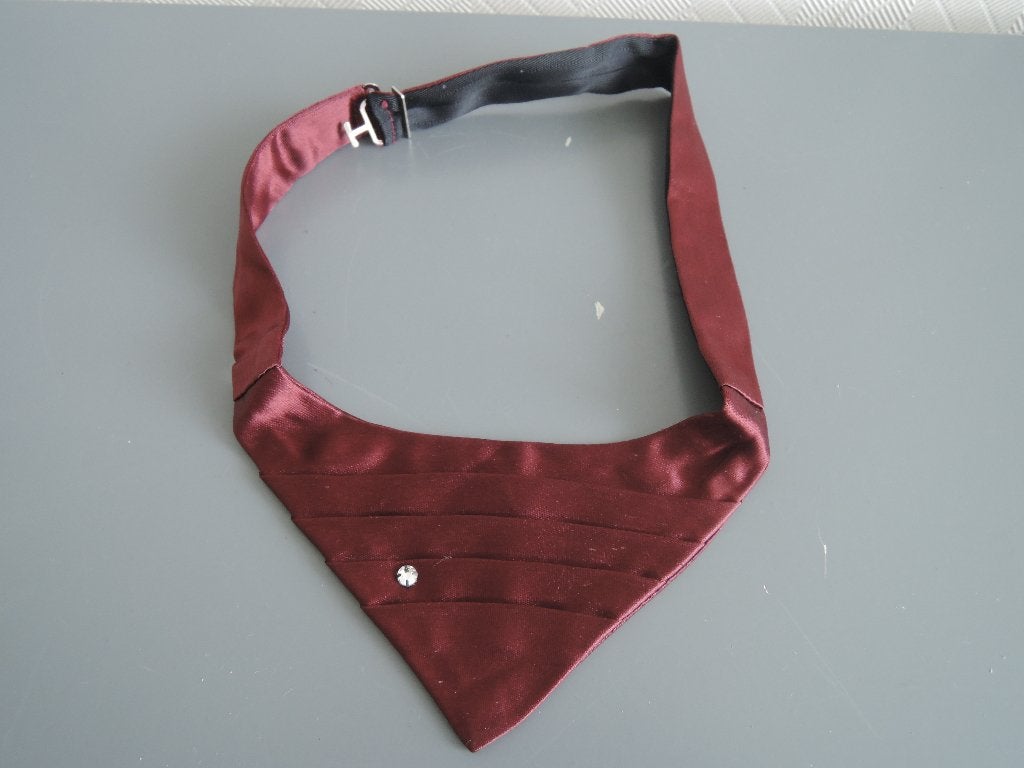 Vintage vlinderstrikje, Ophalen of Verzenden, Zo goed als nieuw, Effen
