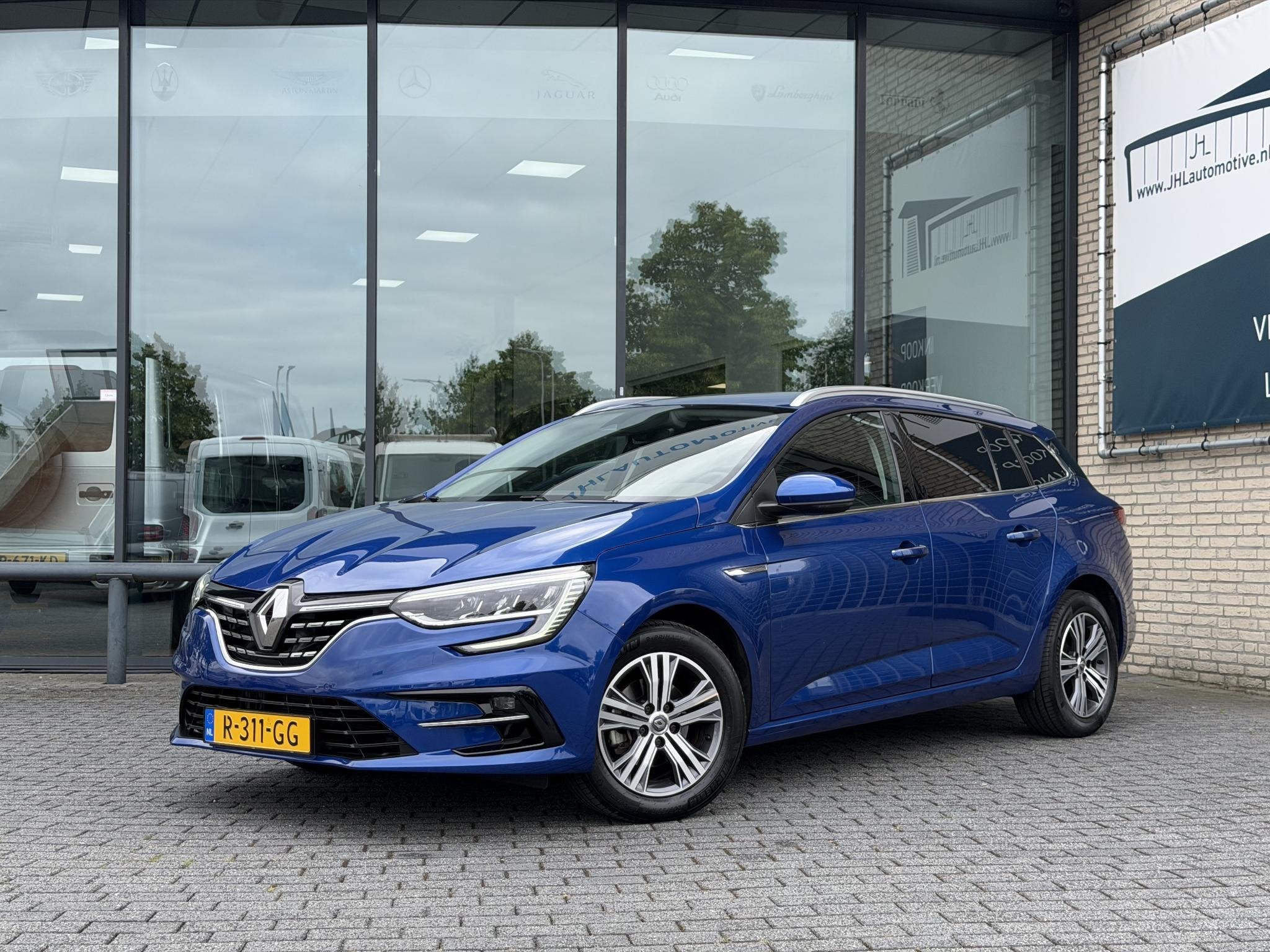 Renault Mégane Estate 1.3 TCe Intens*ECC*HAAK*CRUISE*CAM*LE, Auto's, Stof, Gebruikt, Euro 6, 4 cilinders