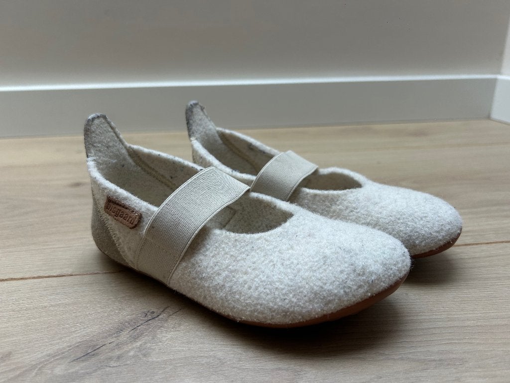 Bisgaard ballet crème pantoffels maat 29, Meisje, Overige typen, Ophalen of Verzenden, Zo goed als nieuw