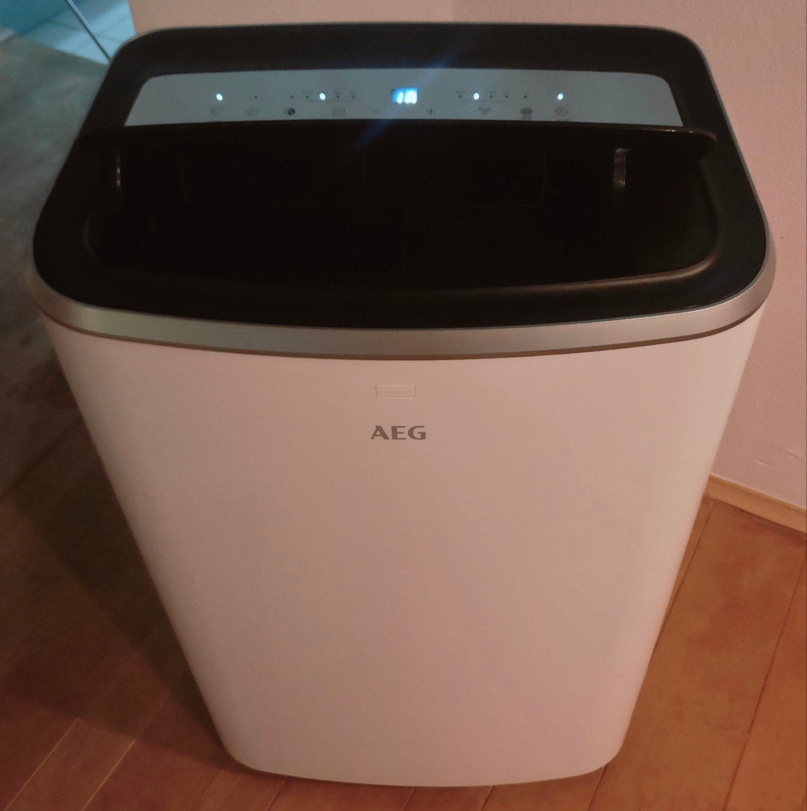 AEG Airco Chillflex Pro 9000 Btu 26m2 in topstaat, Witgoed en Apparatuur, Airco's, 3 snelheden of meer, Ophalen of Verzenden, Zo goed als nieuw