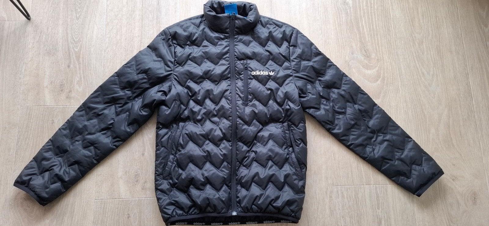 Adidas jas xs, Zwart, Ophalen of Verzenden, Zo goed als nieuw, Algemeen