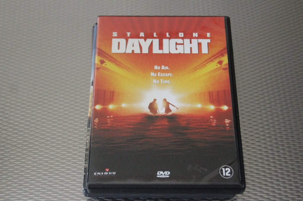 daylight, Vanaf 12 jaar, Ophalen of Verzenden, Gebruikt, Actie
