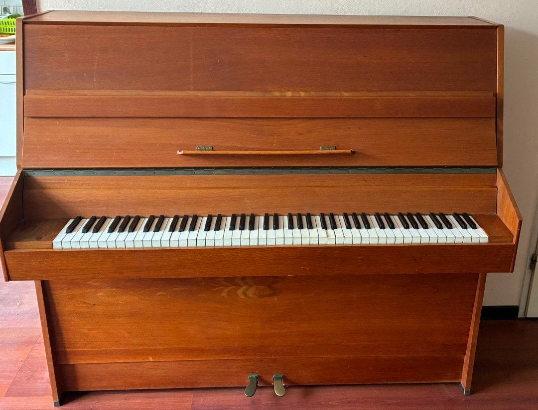 Gerhard Adam Piano, Ophalen, Gebruikt