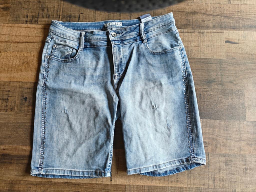 Red Button Amy korte broek maat 42, Blauw, Ophalen of Verzenden, Zo goed als nieuw, W33 - W36 (confectie 42/44)