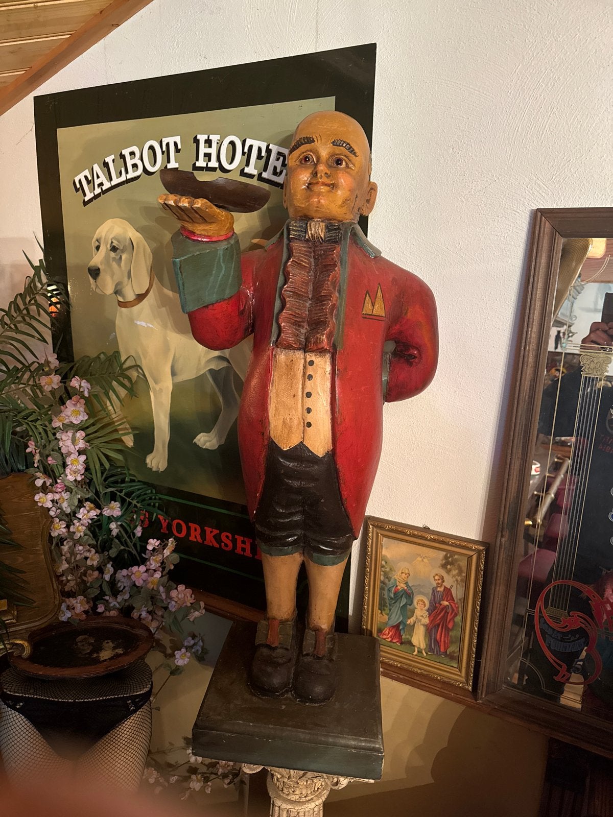Vrolijke Butler Beeld - Unieke Decoratie, Ophalen