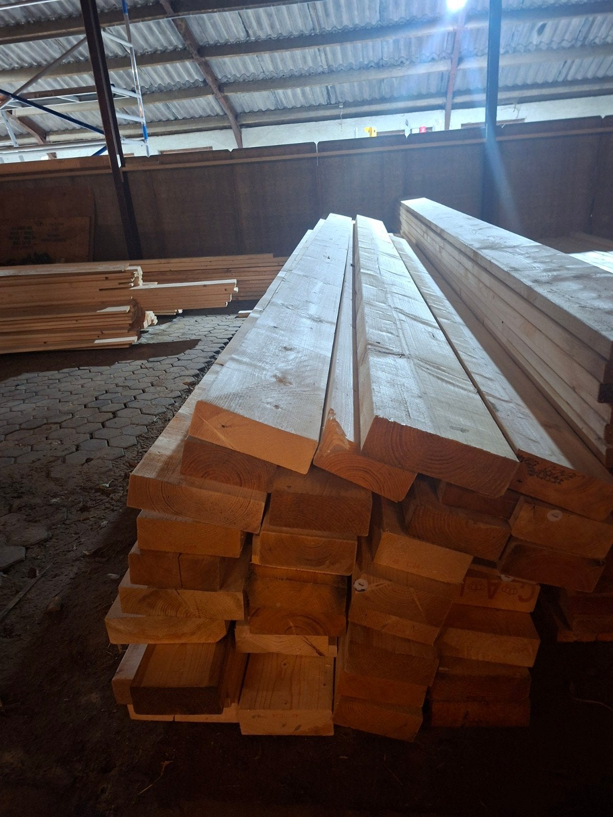 plm 200  m Vuren Balken 70 x 170 en zwaarder koopje, Doe-het-zelf en Verbouw, Gebruikt, Ophalen of Verzenden, Balk, Vuren
