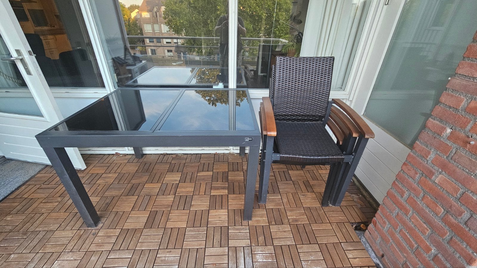 Glazen uitschuifbare tafel met 4 stoelen, Tuin en Terras, Ophalen