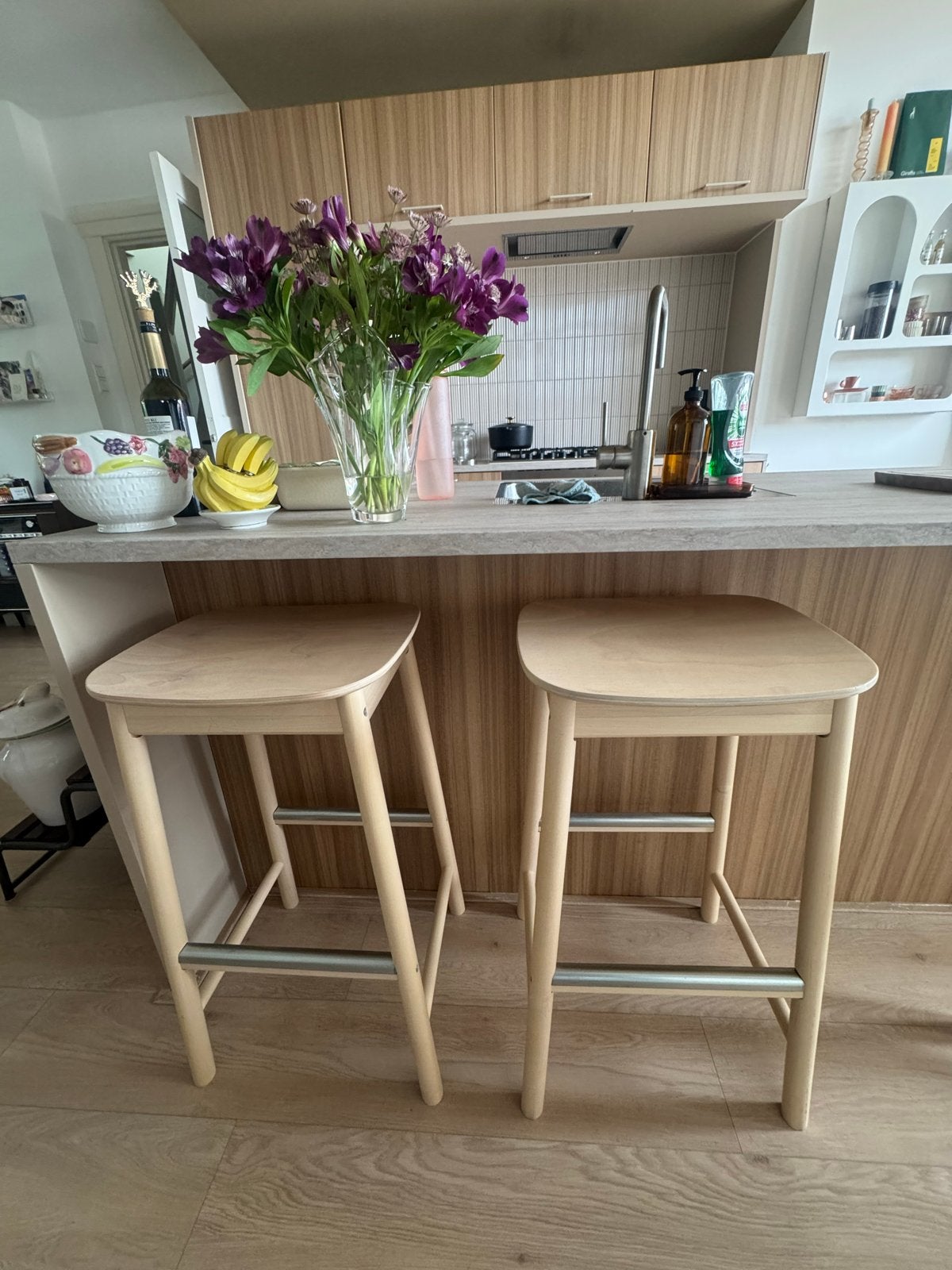 2 IKEA barkrukken (licht hout) - in elkaar gezet en nieuw, Ophalen, Met voetsteun, Zo goed als nieuw, 90 cm of meer