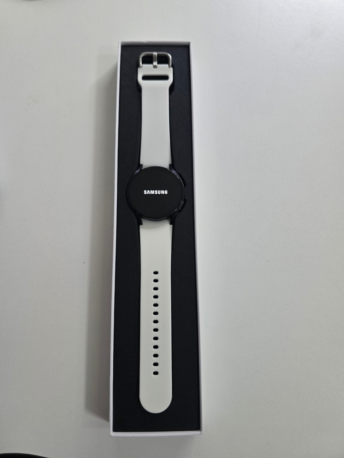 Samsung Galaxy Watch 6 (SM-R930) Wifi - Nieuw bandje, Samsung Galaxy Watch 6 Classic, Ophalen of Verzenden, Zo goed als nieuw