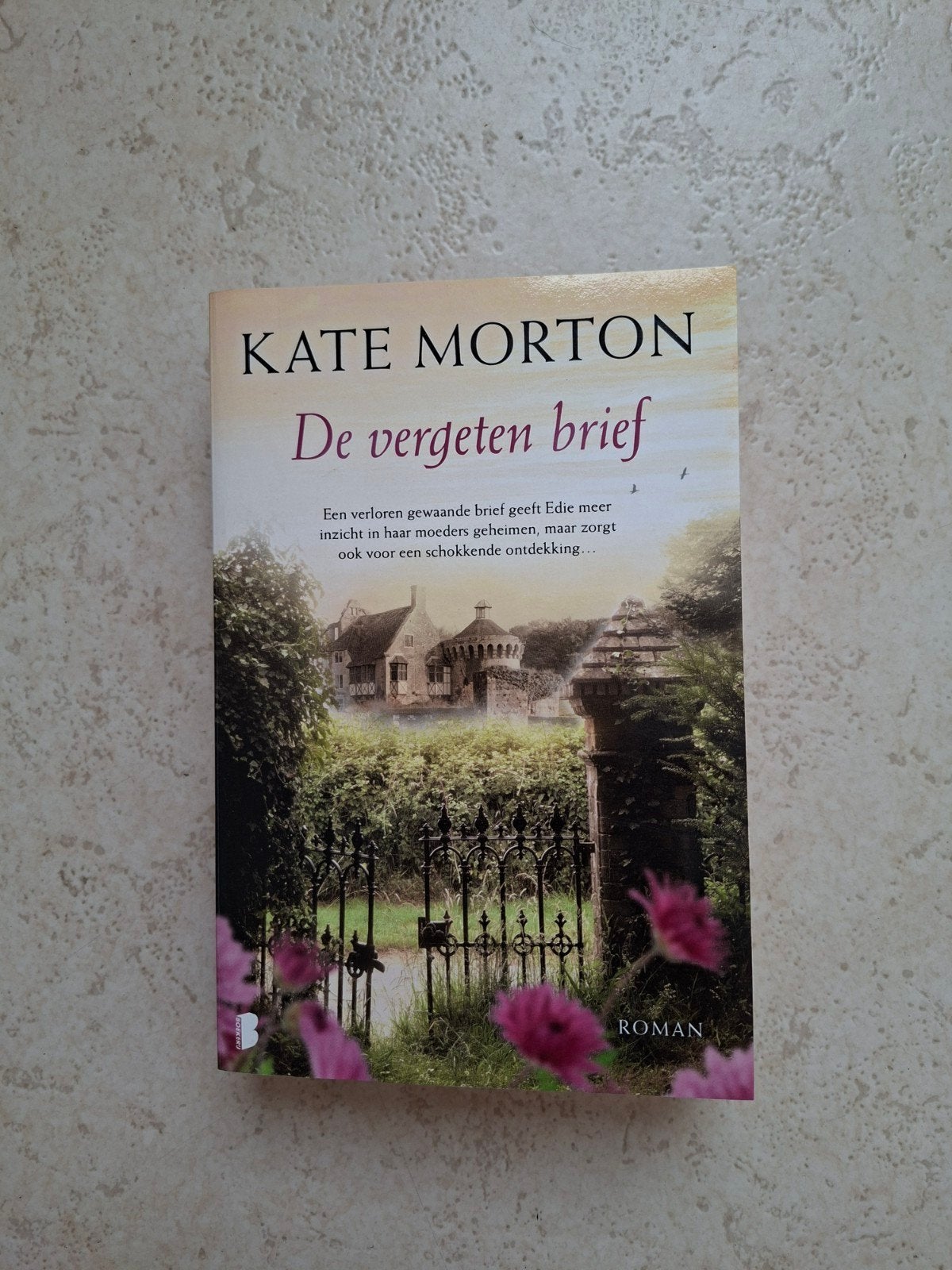De vergeten brief - Kate Morton, Ophalen of Verzenden, Gelezen, Kate Morton, Europa overig