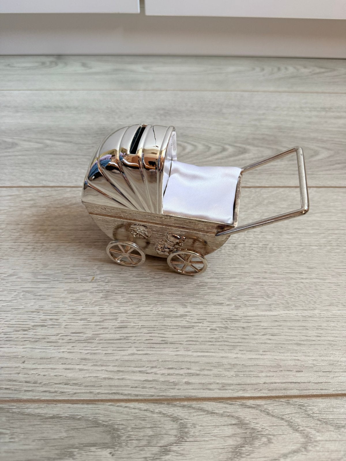 Zilveren 925 Spaarpot Kinderwagen, Verzamelen, Ophalen of Verzenden, Zo goed als nieuw, Metaal of Blik, Overige thema's