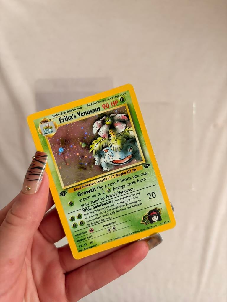 Erika’s Venusaur Pokémonkaart + 2 hoesjes, Ophalen of Verzenden, Zo goed als nieuw, Losse kaart, Foil