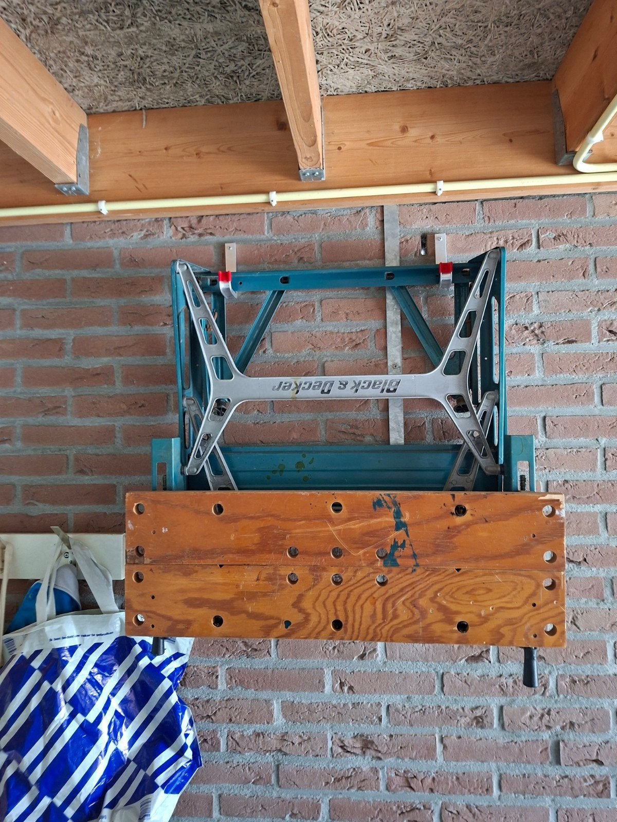 Black & Decker Workmate werkbank met bankschroef, Doe-het-zelf en Verbouw, Ophalen, Gebruikt, 70 tot 120 cm, Bankschroef