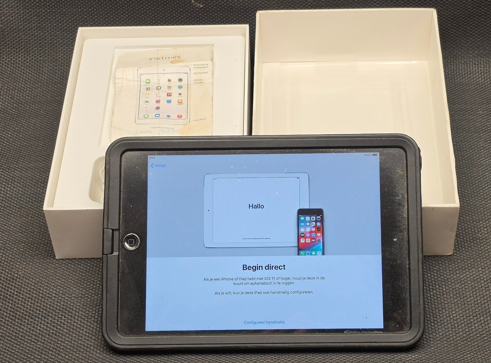 iPad Mini 2 16GB Space Gray met beschermcover - Z.G.A.N., Computers en Software, Ophalen of Verzenden, Zo goed als nieuw, Grijs