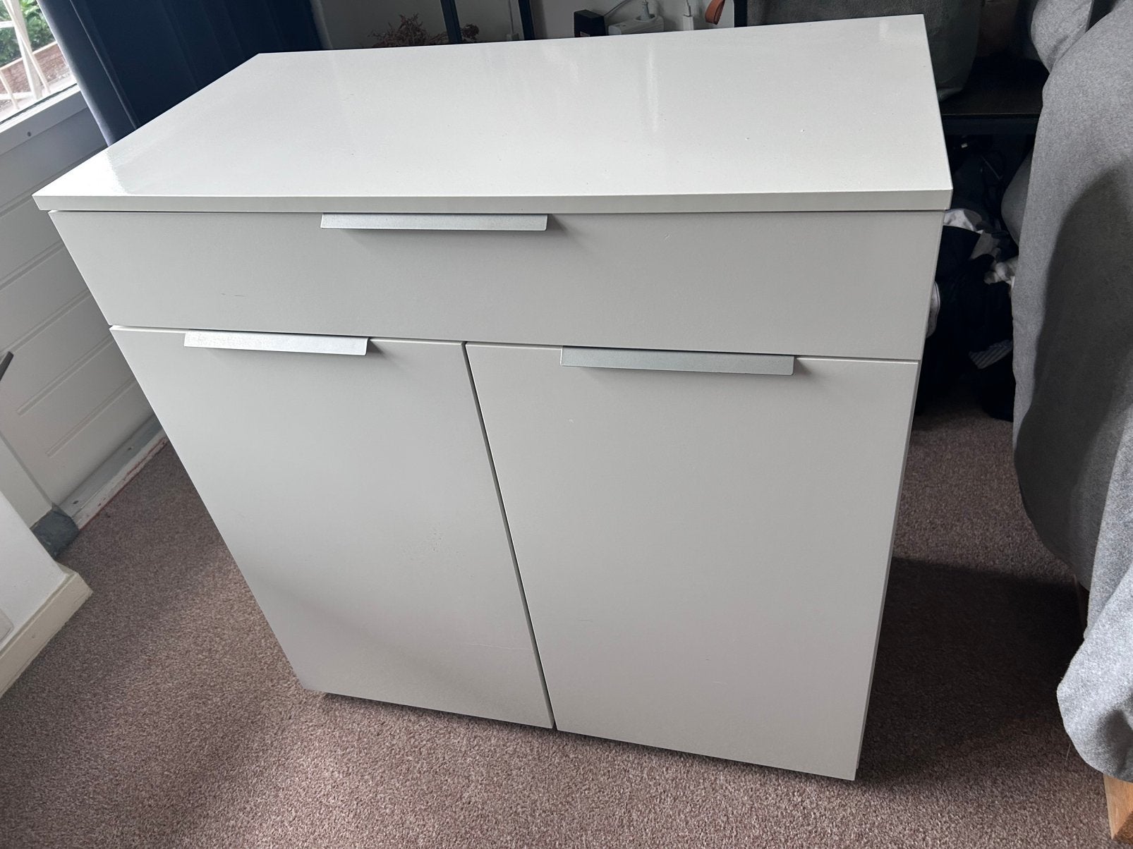Witte kast, dressoir 79x41x81, Huis en Inrichting, Ophalen, Meerdere deuren, 50 tot 100 cm, Zo goed als nieuw