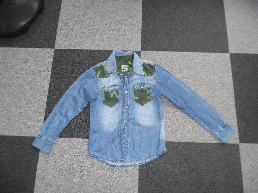 Stoer spijkeroverhemd met camouflage details Vingino zgan, Overhemd of Blouse, Ophalen of Verzenden, Zo goed als nieuw, Vingino
