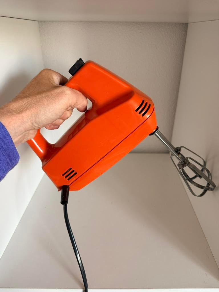 Vintage mixer oranje Philips jaren 70, Minder dan 1 liter, Ophalen of Verzenden, Zo goed als nieuw, 3 snelheden of meer