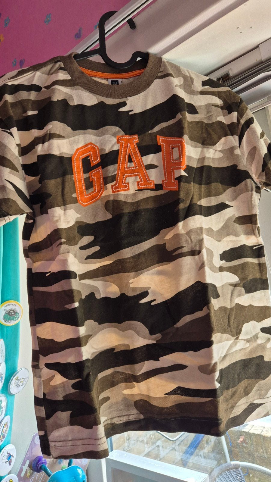 GAP Camouflage T-shirt met Oranje Logo, Ophalen of Verzenden