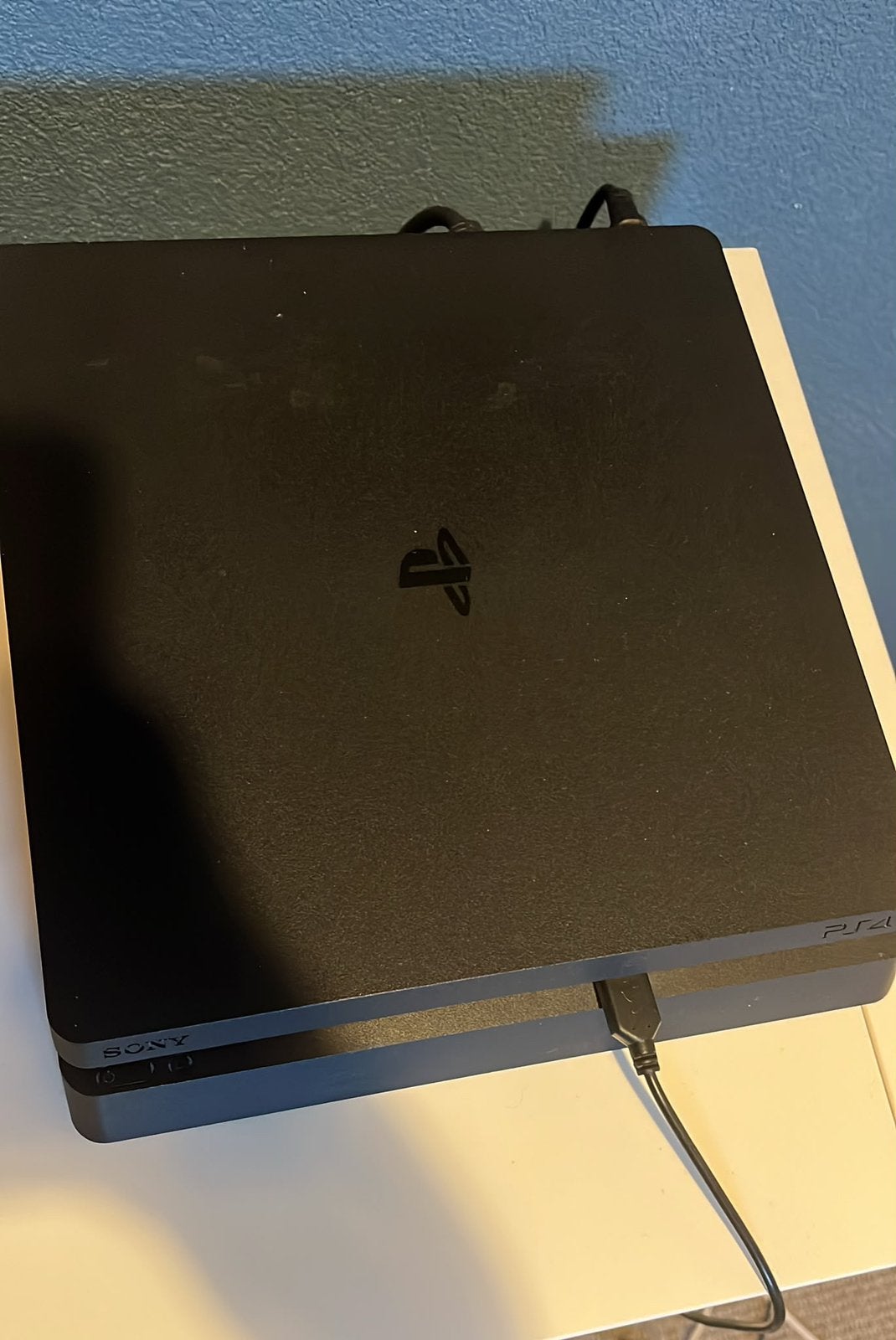 SONY playstation 4 pakket met 2 controles en 2 spellen, Met games, Met 2 controllers, Ophalen of Verzenden, Zo goed als nieuw
